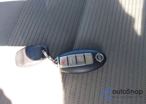 2010 Nissan Sentra 2.0S z USA, uszkodzony, nr VIN 3N1AB6AP8AL633821